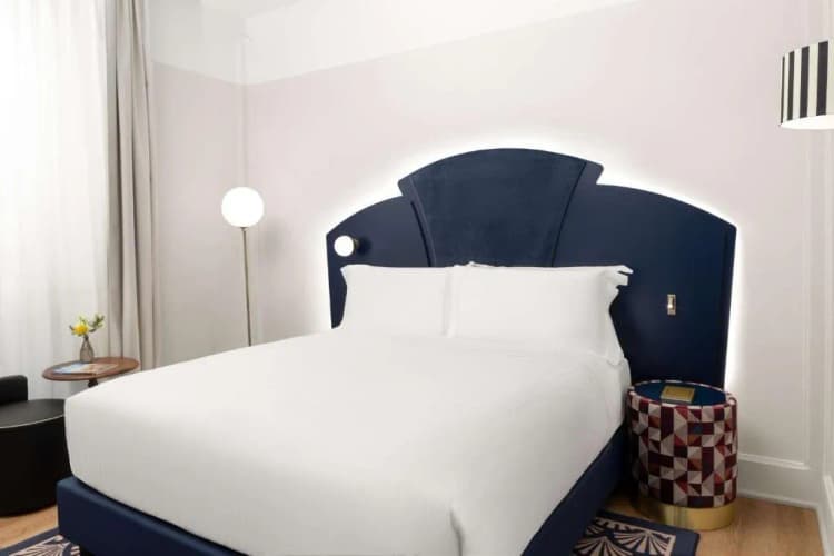 DOUBLE SINGLE USE CLASSIC QUEEN BED Room, Anglo American Hotel Florence, Curio Collection, Florence