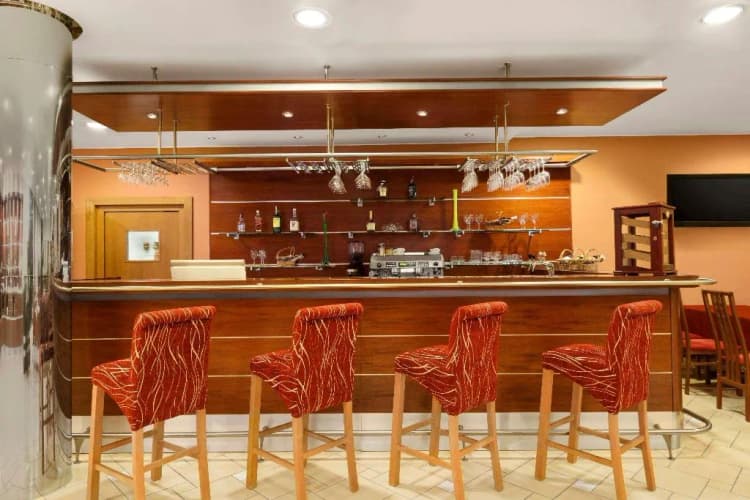 Bar, Ramada Airport Prague, Prague