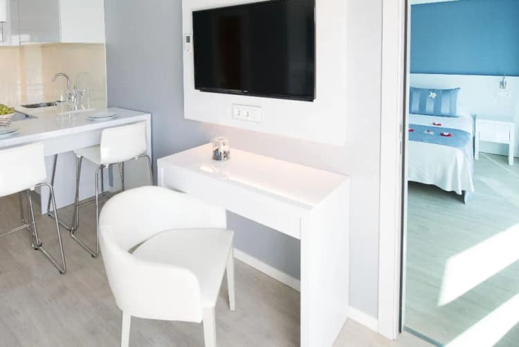 APARTMENT DUPLEX SUPERIOR Room, Masd Mediterraneo, Barcelona