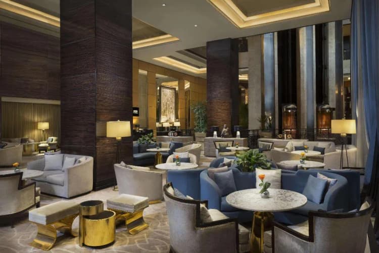 Bar, Fairmont Nile City, Cairo