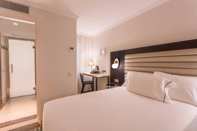 DOUBLE BASIC Room, Eurostars Cristal Palace, Barcelona