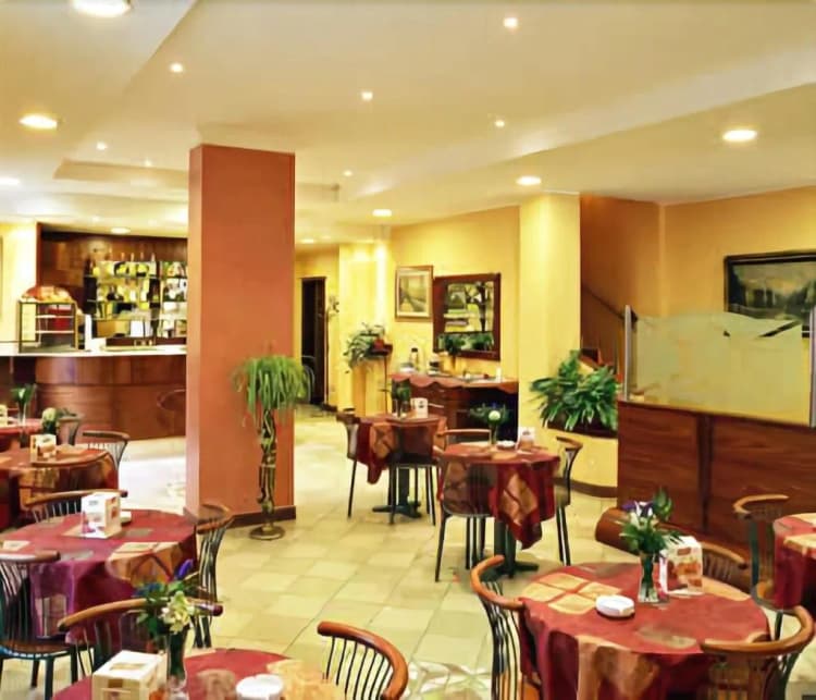 Bar, Hotel York, Milan