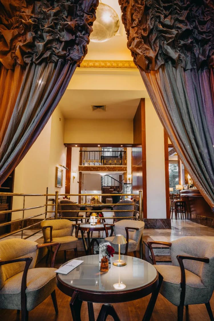 Bar, Grand Hotel International, Prague