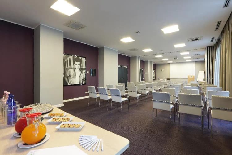 Conferences, Holiday Inn Milan Nord Zara, Milan