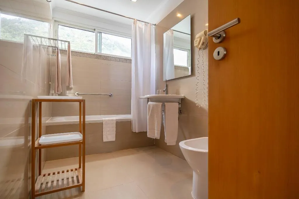 DOUBLE STANDARD Room, White Waters, Madeira