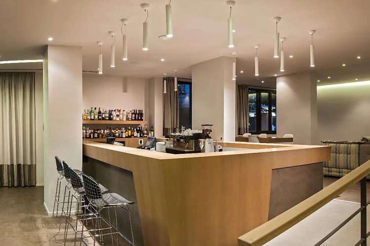 Bar, Kriti, Crete