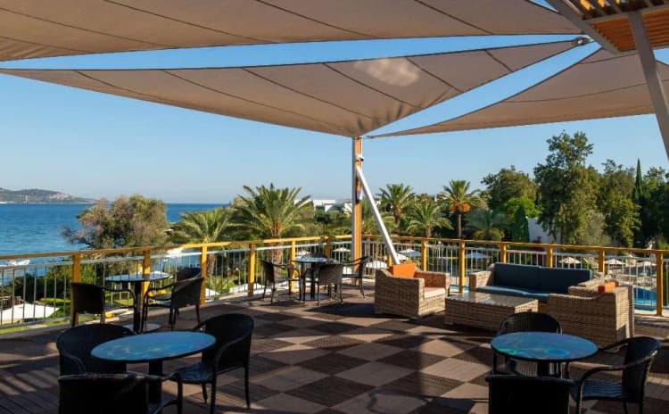 Bar, DoubleTree By Hilton Bodrum Isıl Club Resort, Bodrum