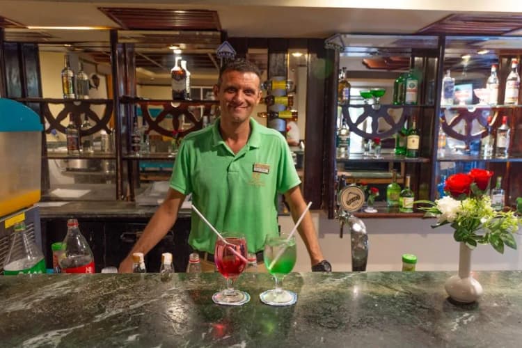 Bar, Cataract Layalina Hotel, Red Sea Riviera