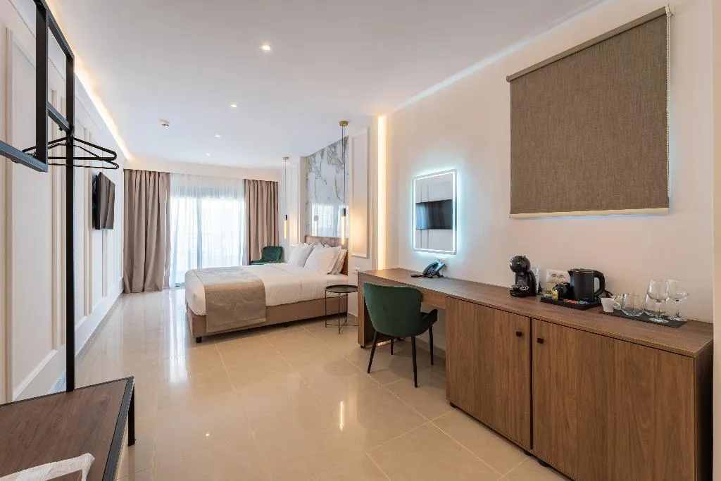 Double or Twin DELUXE TWO BEDS Room, Philia Center Suites, Rhodes