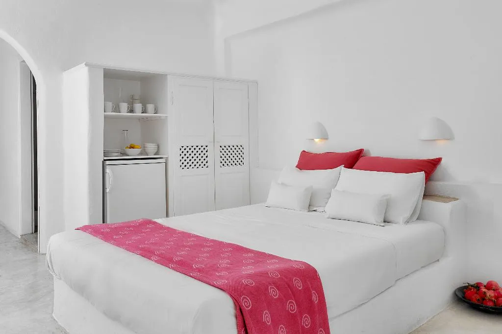 DOUBLE ECONOMY Room, Finikia Memories (ex Finikia's Place), Santorini