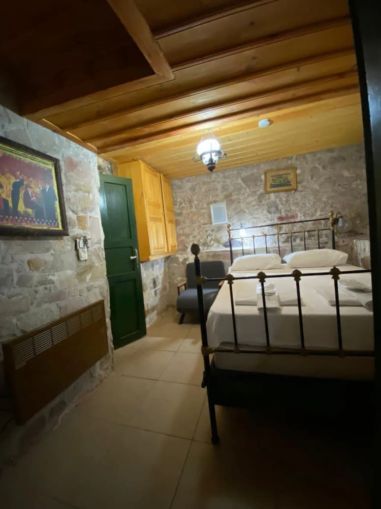 FAMILY ROOM TWO BEDROOMS TWO BATHROOMS Room, Cunda Zehra Teyzenin Evi, Izmir