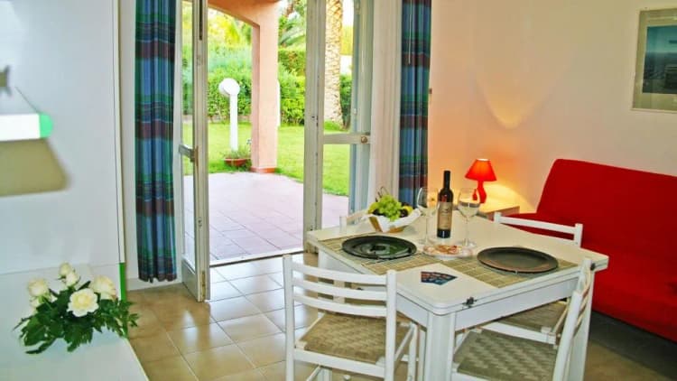 APARTMENT CAPACITY 4 Room, Portorosa Residence, Catania