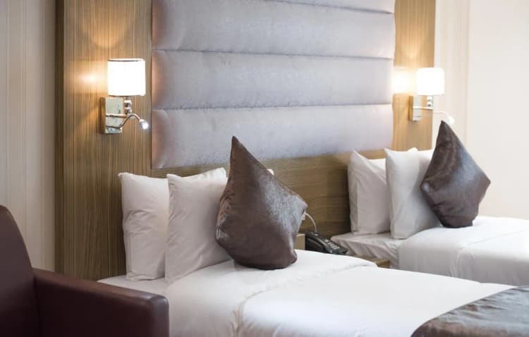 DOUBLE DELUXE Room, Royal Tulip Hotel ex Al Farej, Dubai