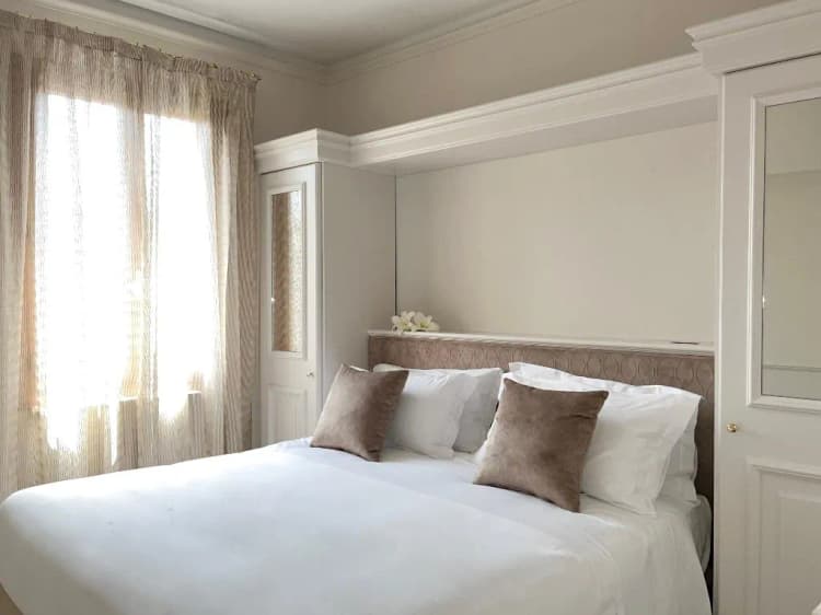 APARTMENT DELUXE CANAL VIEW Room, San Vio Palace Luxury Apartments, Venice