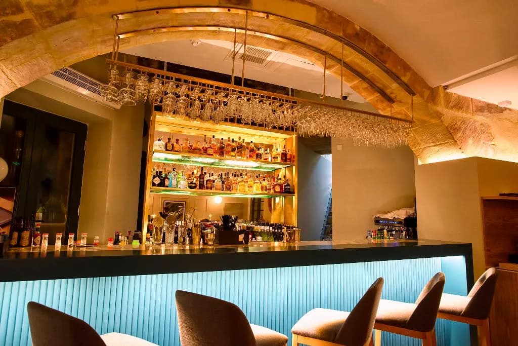 Bar, Cugó Gran Macina Grand Harbour, Malta