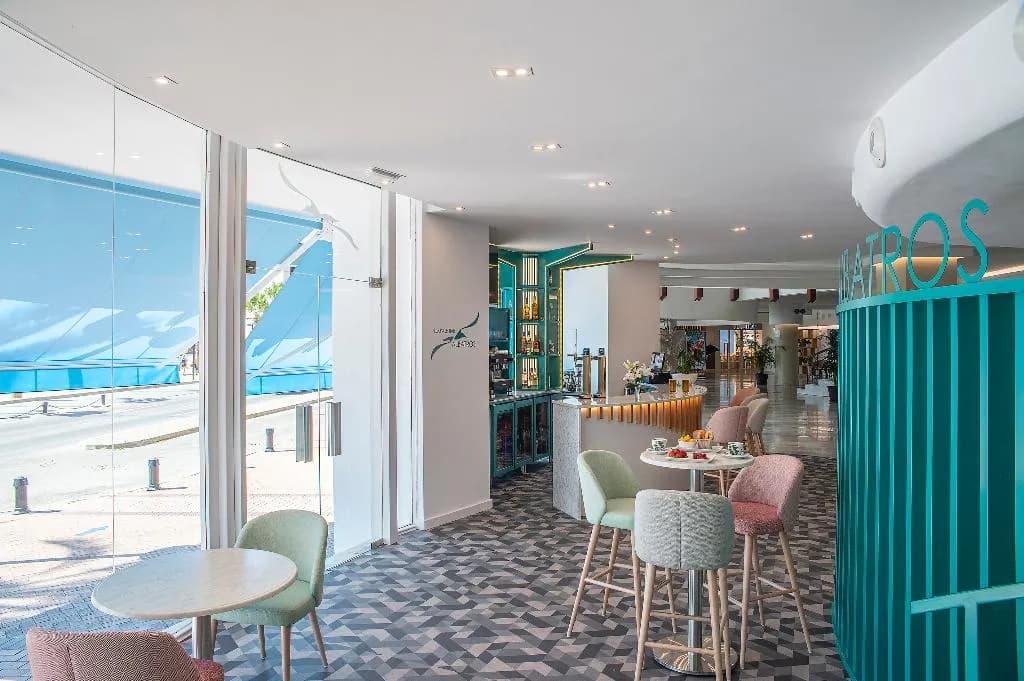 Bar, Hotel El Puerto by Pierre & Vacances, Costa Del Sol