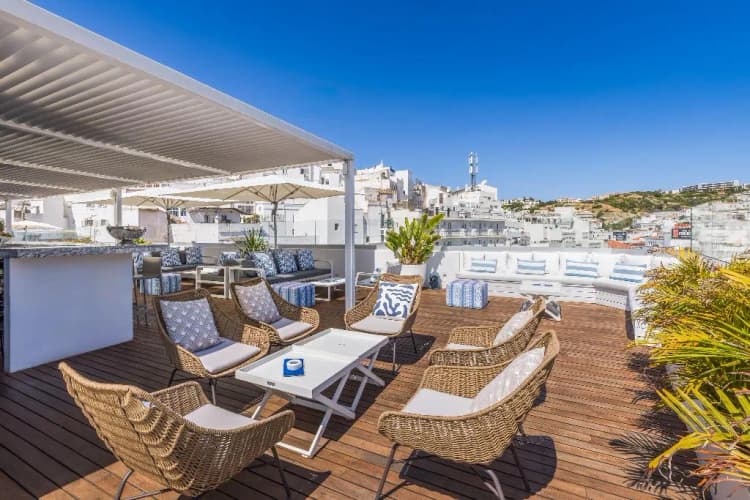Bar, Baltum, Algarve
