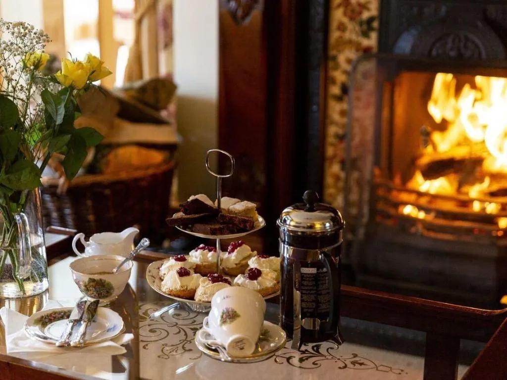 Bar, Lake House B&B, Cork