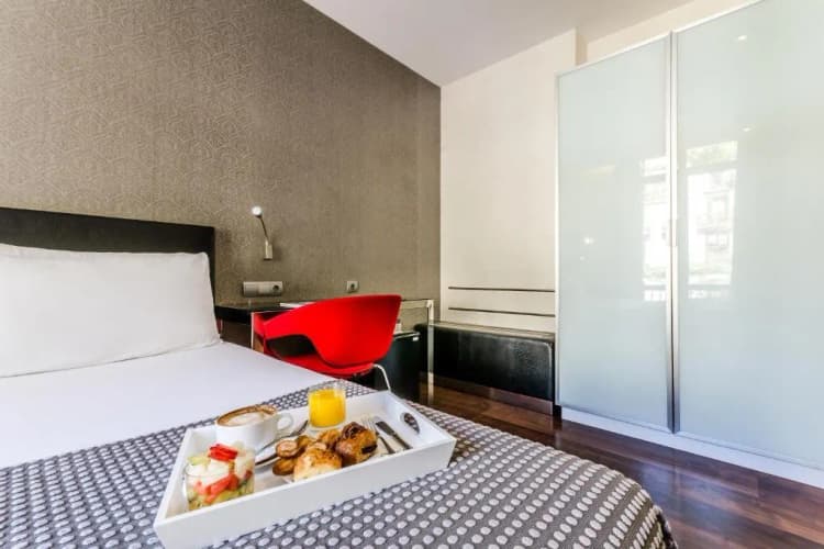 DOUBLE SINGLE USE WITH TERRACE Room, Dorma Ramblas Boquería, Barcelona