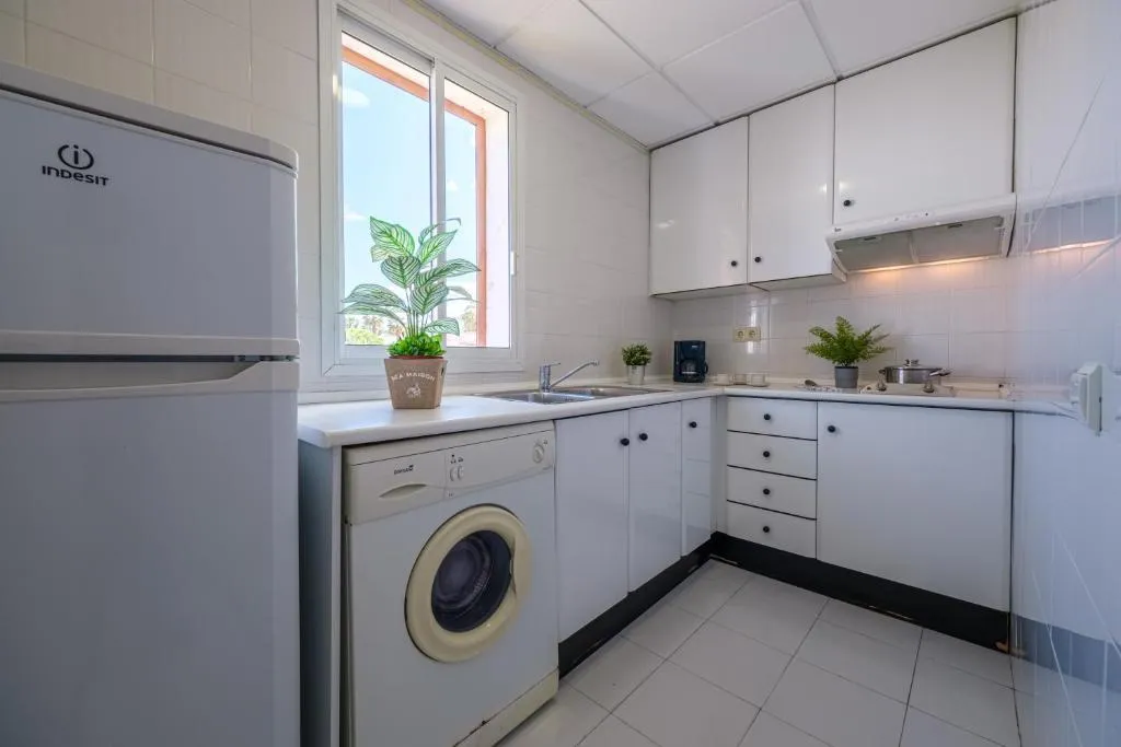APARTMENT CAPACITY 6 Room, Estival Park Apartments, Costa Brava