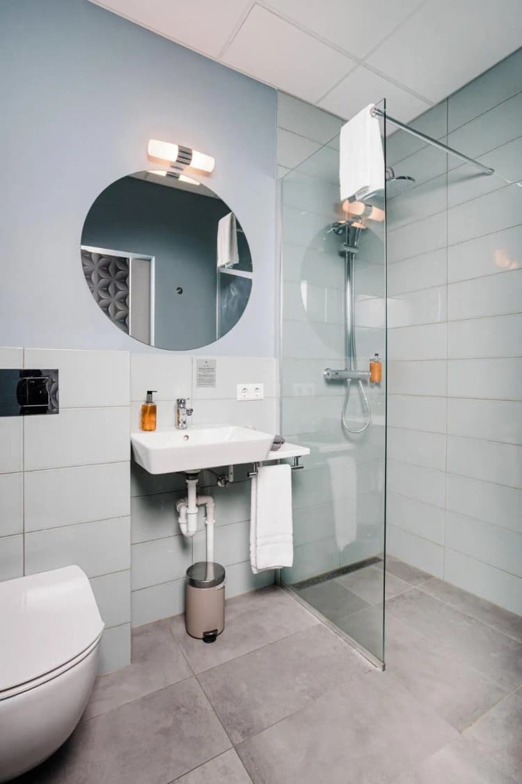 DOUBLE ECONOMY Room, Oddsson Hotel, Reykjavik