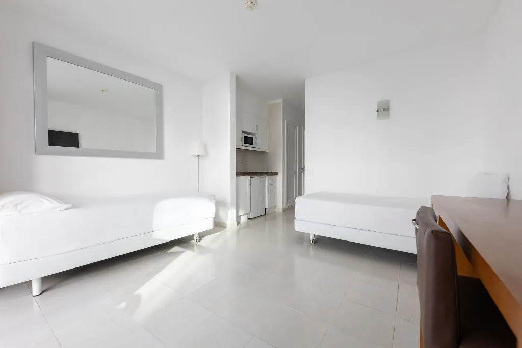 APARTMENT CAPACITY 4 Room, Apartamentos Hesperia Bristol Playa, Fuerteventura