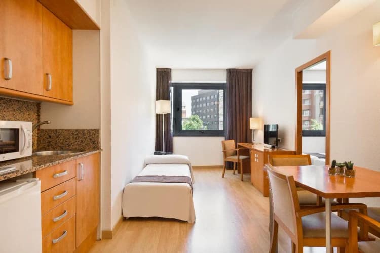 APARTMENT CAPACITY 5 Room, Acta Azul, Barcelona