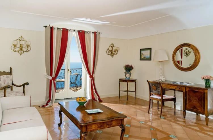 DOUBLE COMFORT SEA VIEW Room, Punta Regina, Naples