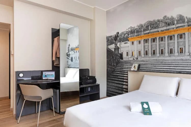 DOUBLE Accessible Room, B&B Hotel Como City Center, Milan