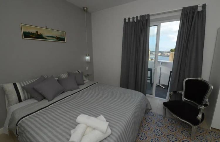 DOUBLE DELUXE Room, Paulos Valletta, Malta