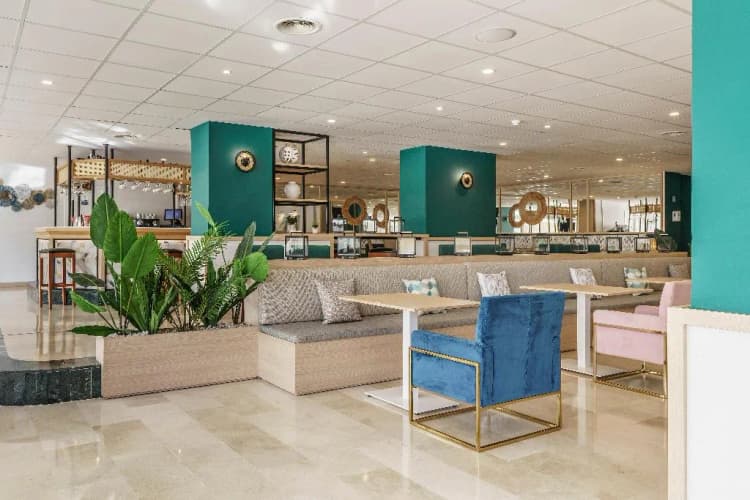 Bar, Hotel Costa Malaga by Pierre & Vacances, Costa Del Sol
