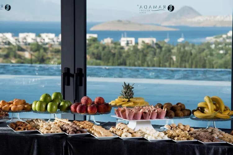 Bar, Ramada Resort by Wyndham Bodrum, Bodrum