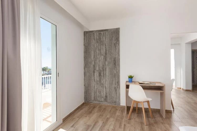 APARTMENT CAPACITY 1 Room, Villa Real Club Apartments, Majorca