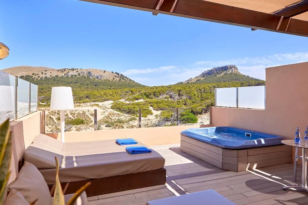 APARTMENT ONE BEDROOM WITH TERRACE Room, Zafiro Cala Mesquida, Majorca