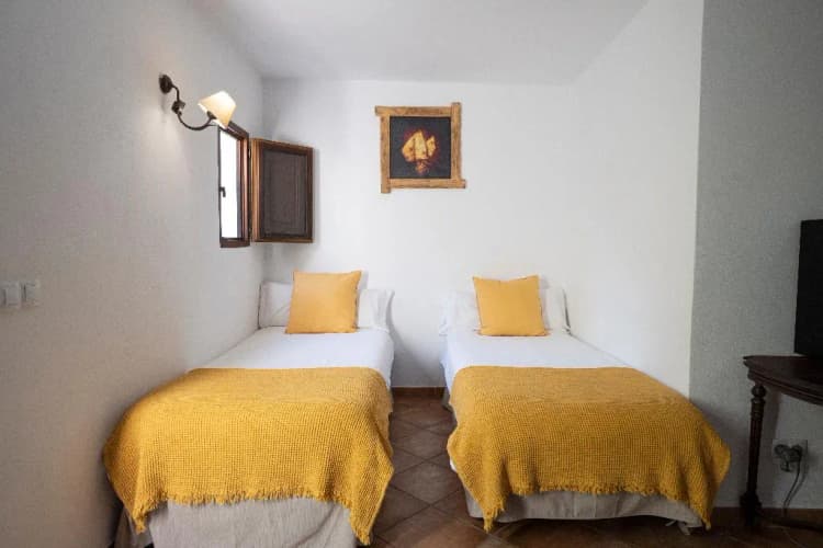 DOUBLE ECONOMY Room, Agroturismo Can Pere Sord, Ibiza