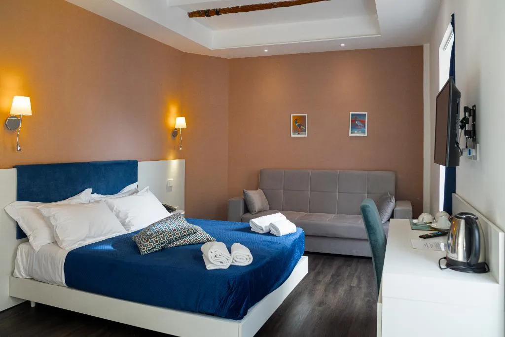 DOUBLE DELUXE Room, Palazzo Cappuccini Art Relais, Naples