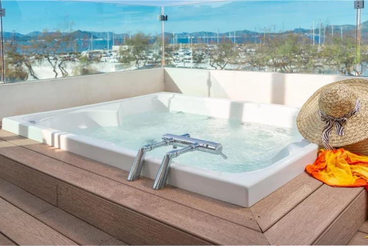 DOUBLE SINGLE USE DELUXE SEA VIEW Room, Llaut Boutique Hotel, Majorca