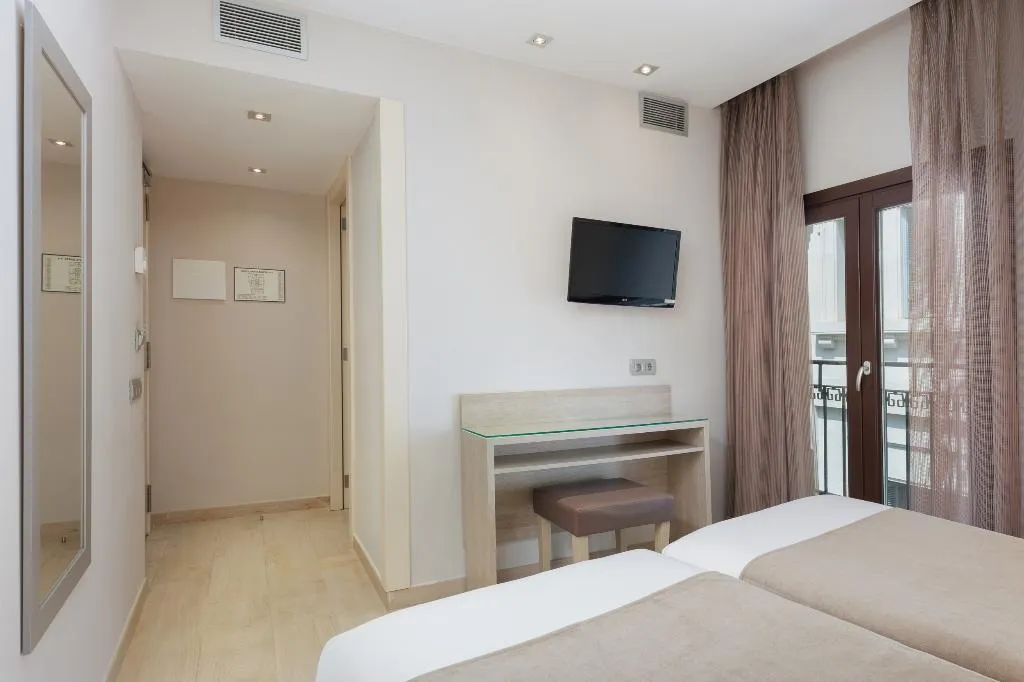 DOUBLE SINGLE USE STANDARD Room, Santa Marta, Barcelona