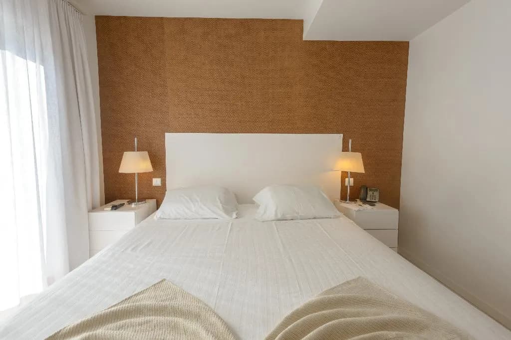 APARTMENT ONE BEDROOM Room, Amazonia Estoril Hotel, Lisbon