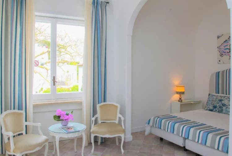 Double or Twin DELUXE GARDEN VIEW Room, Hotel Villa San Felice, Naples