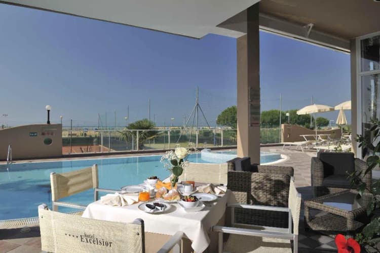 Bar, Hotel Excelsior- Bibione, Venice