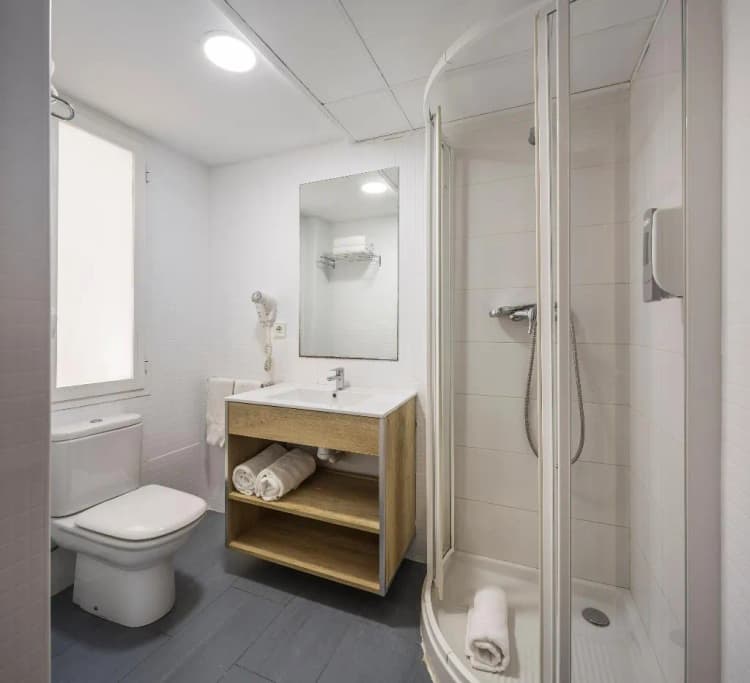 APARTMENT CAPACITY 2 ONE BEDROOM Room, Mon Suites Carmen, Valencia