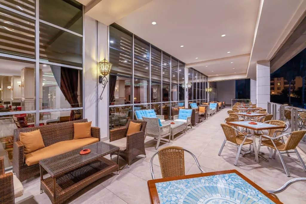 Bar, Royal Garden Beach Hotel, Antalya