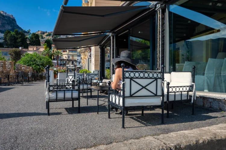 Bar, Excelsior Palace, Taormina