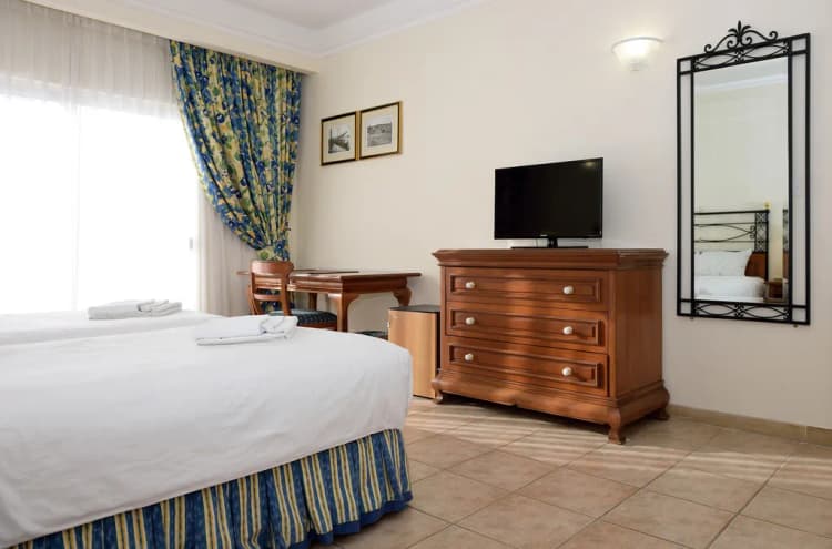 DOUBLE STANDARD Room, Oriana Hotel, Malta