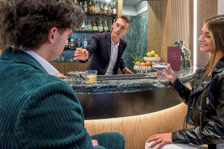 Bar, Palazzo Montebello, Florence