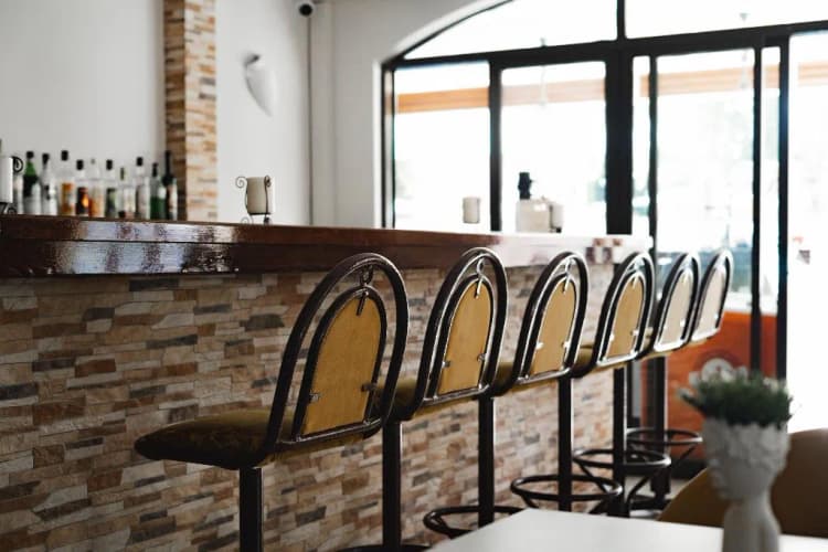 Bar, Maltezos, Corfu