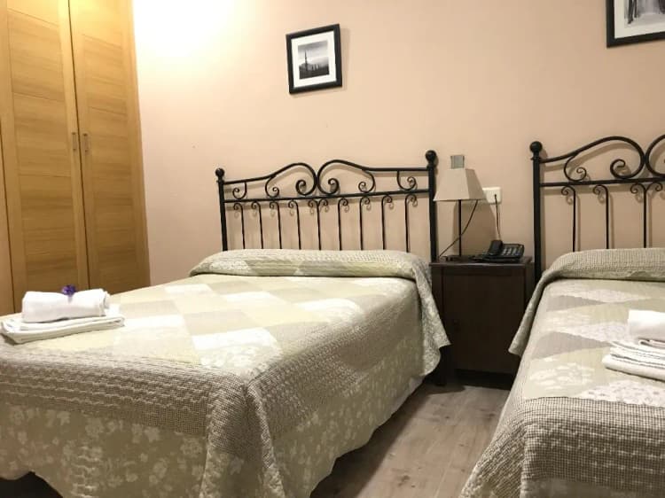 DOUBLE STANDARD Room, El Pilar, Madrid