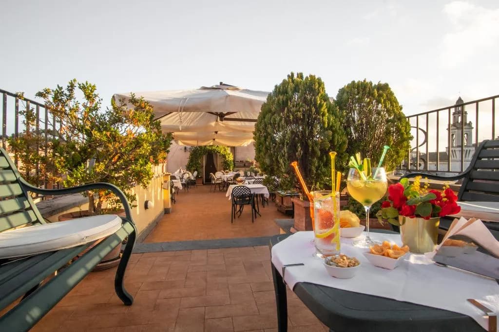 Bar, Hosianum Palace, Rome