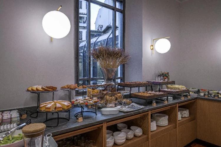 Bar, Palazzo Montebello, Florence